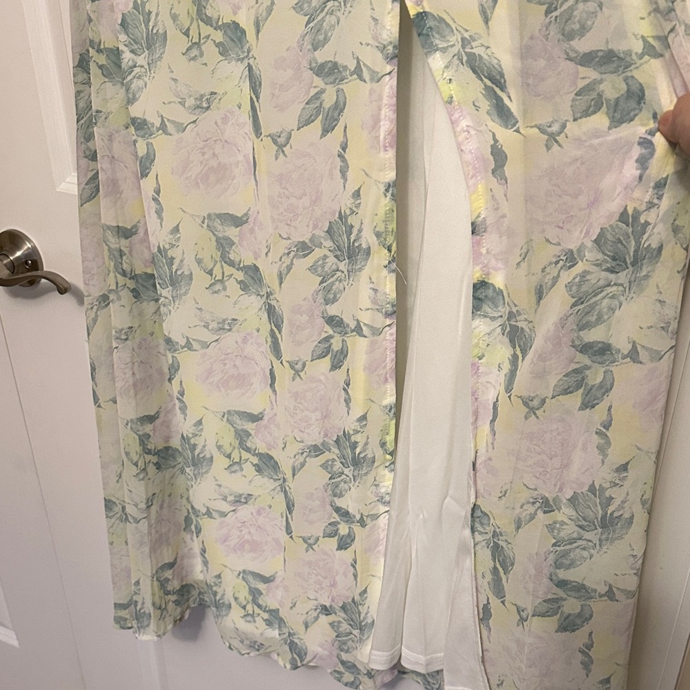 NWT Lulu's Floral Maxi Dress Size M - Picture 7 of 9